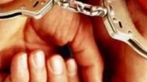 ব্রাক্ষনবাড়িয়ায় ভুয়া পুলিশের এএসপি বরগুনায় আটক।