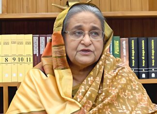 আইন বিশ্ববিদ্যালয় করে দেব: প্রধানমন্ত্রী