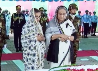 টুঙ্গীপাড়ায় বঙ্গবন্ধুর সমাধিতে প্রধানমন্ত্রীর শ্রদ্ধা