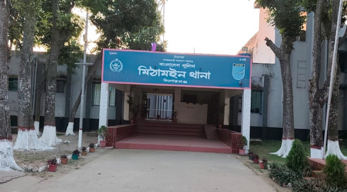 গরুর ঘাস’ নিয়ে দুই পক্ষের সংঘর্ষ, আহত ২০